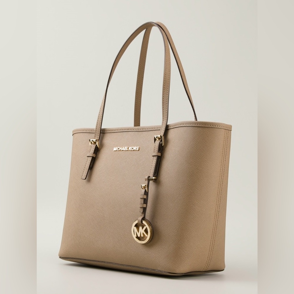 Cream Michael Kors Jet Set Tote